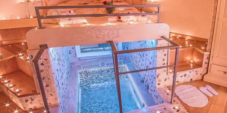 bathtub-girl-room-ideas-beautiful-Favim.com-7641005